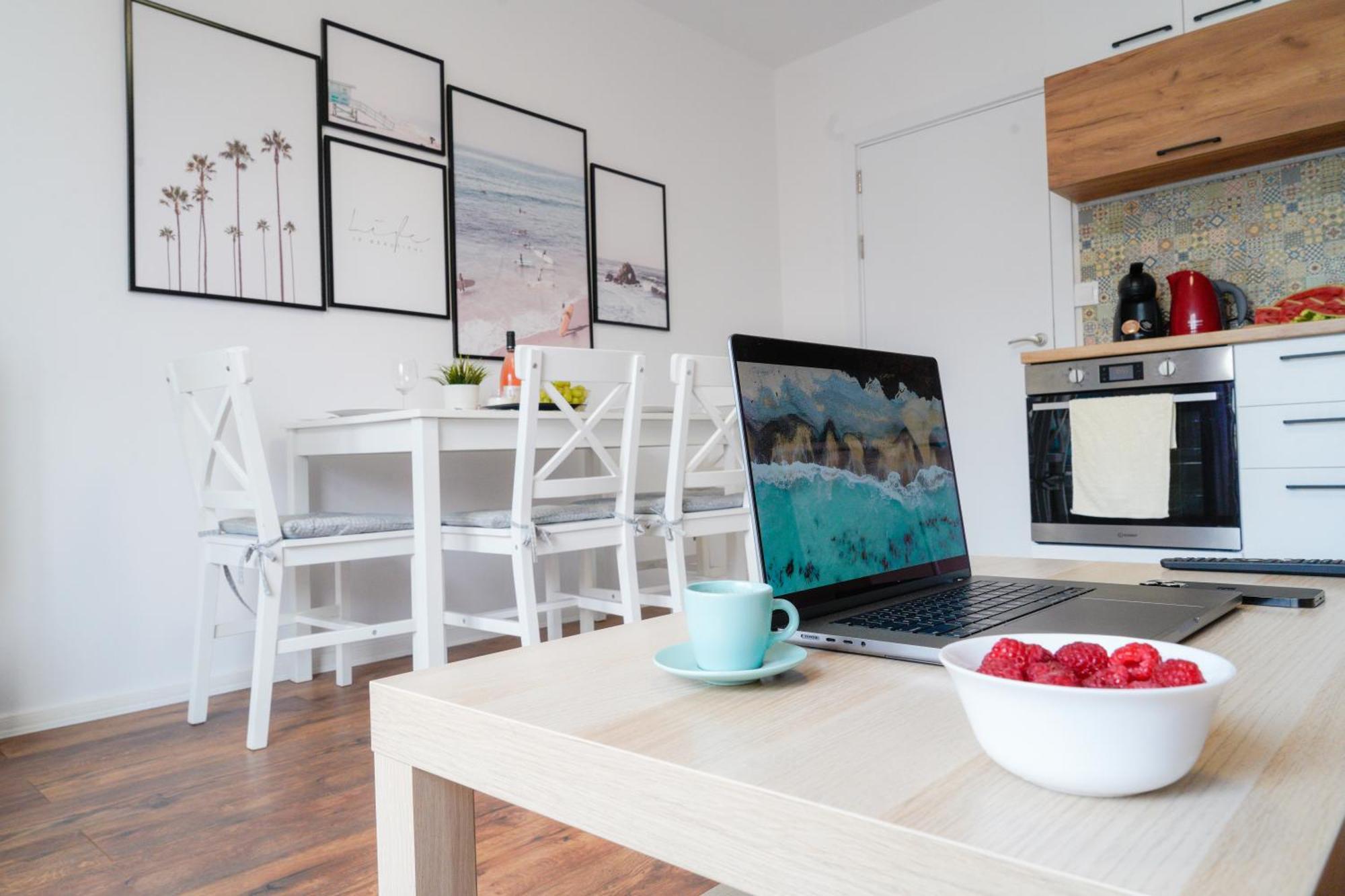 Central Cosy, Fully Renovated 2Bd Near The Cathedral Várna Kültér fotó