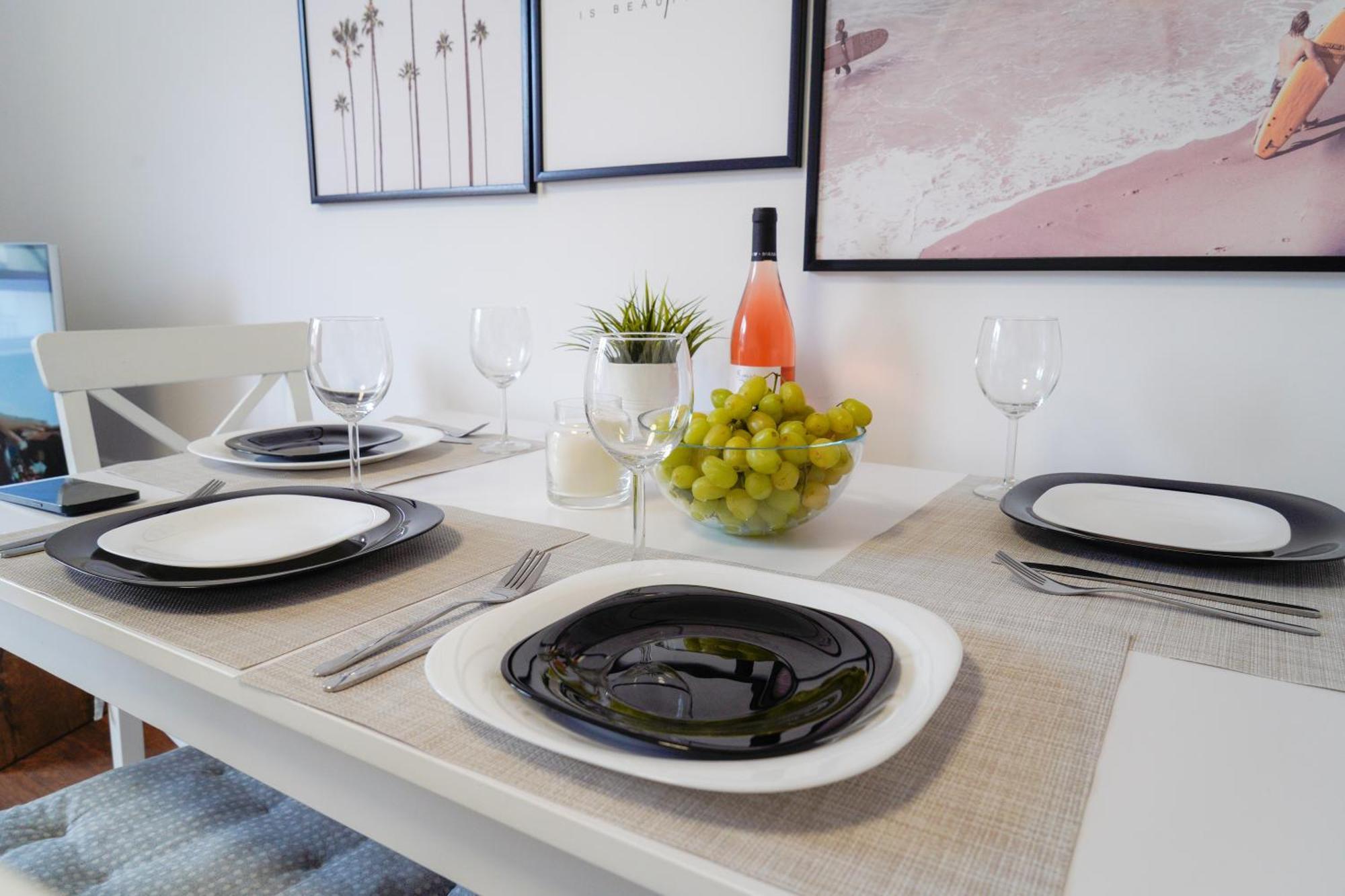 Central Cosy, Fully Renovated 2Bd Near The Cathedral Várna Kültér fotó